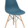 Silla tipo EAMES color azul, de plástico y patas de madera con estructura reforzada